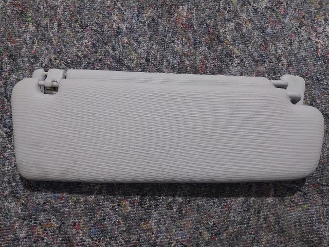 bontott VW TOUAREG Bal Napellenző