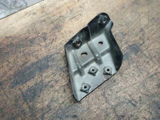 bontott VW TOUAREG Bal Sárvédő Oldaltartó