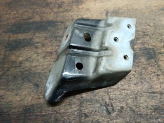 bontott VW TOUAREG Bal Sárvédő Oldaltartó