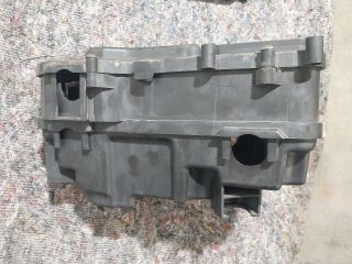 bontott VW TOUAREG Biztosítéktábla Doboz