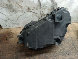 bontott VW TOUAREG Biztosítéktábla Doboz