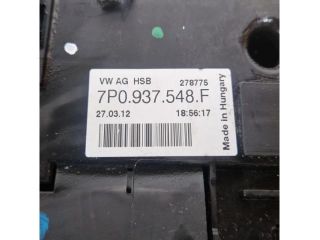 bontott VW TOUAREG Biztosítéktábla Utastér