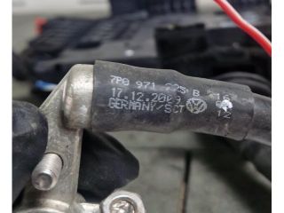 bontott VW TOUAREG Biztosítéktábla Utastér