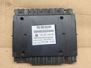 bontott VW TOUAREG Biztosítéktábla Utastér