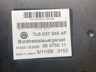 bontott VW TOUAREG Biztosítéktábla Utastér