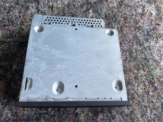 bontott VW TOUAREG CD / DVD Tár