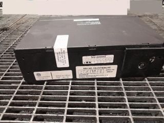 bontott VW TOUAREG CD / DVD Tár