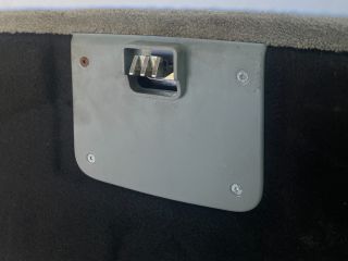 bontott VW TOUAREG Csomagtér Tálca