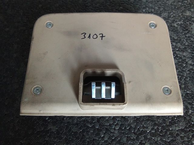 bontott VW TOUAREG Csomagtér Tálca