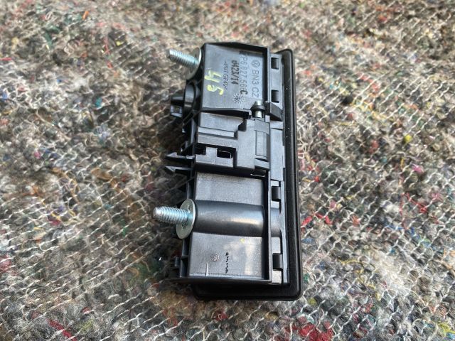 bontott VW TOUAREG Csomagtérajtó Kapcsoló