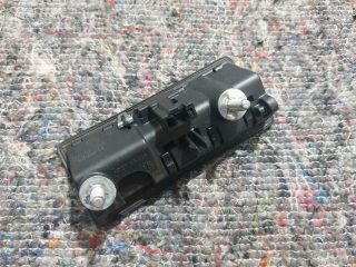 bontott VW TOUAREG Csomagtérajtó Kilincs