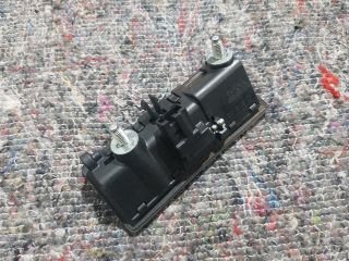 bontott VW TOUAREG Csomagtérajtó Kilincs