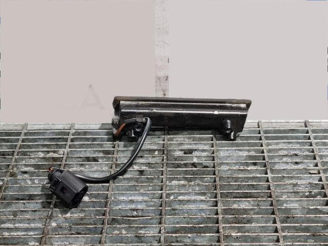 bontott VW TOUAREG Csomagtérajtó Kilincs