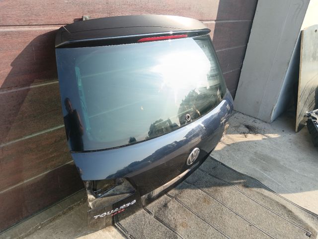 bontott VW TOUAREG Csomagtérajtó (Részeivel)