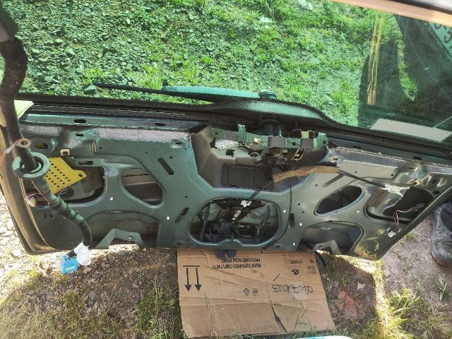 bontott VW TOUAREG Csomagtérajtó (Részeivel)