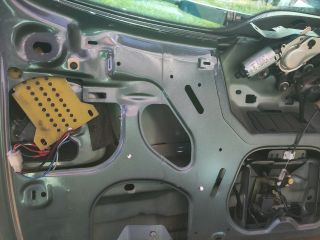 bontott VW TOUAREG Csomagtérajtó (Részeivel)