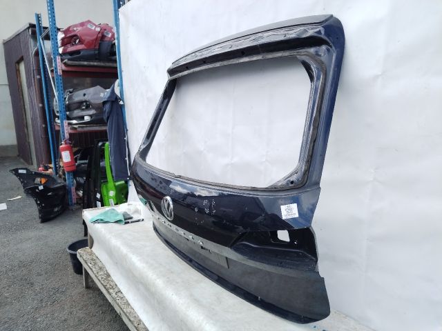 bontott VW TOUAREG Csomagtérajtó (Üres lemez)