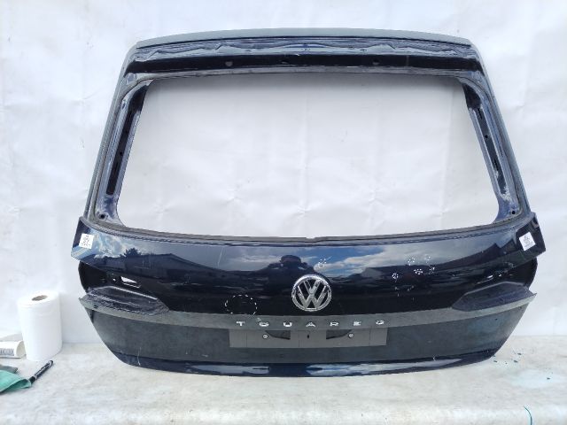 bontott VW TOUAREG Csomagtérajtó (Üres lemez)