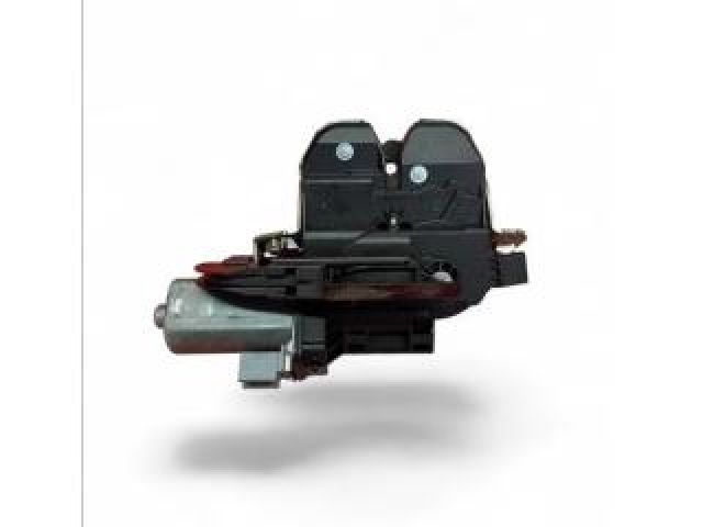 bontott VW TOUAREG Csomagtérajtó Zárszerkezet