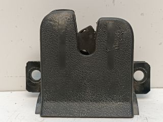 bontott VW TOUAREG Csomagtérajtó Zárszerkezet