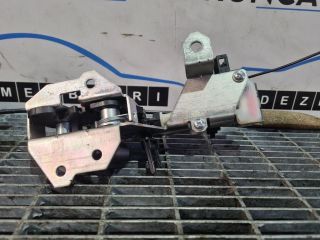 bontott VW TOUAREG Csomagtérajtó Zárszerkezet