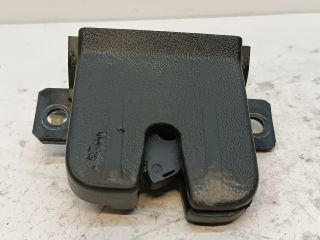 bontott VW TOUAREG Csomagtérajtó Zárszerkezet