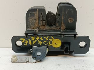 bontott VW TOUAREG Csomagtérajtó Zárszerkezet