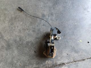 bontott VW TOUAREG Csomagtérajtó Zárszerkezet