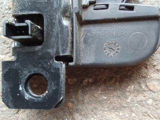 bontott VW TOUAREG Csomagtérajtó Zárszerkezet