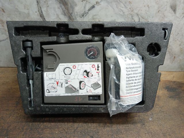 bontott VW TOUAREG Defekt Javító Készlet