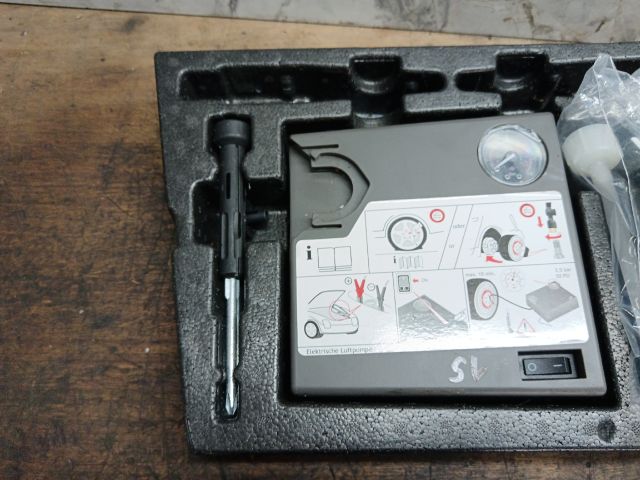 bontott VW TOUAREG Defekt Javító Készlet