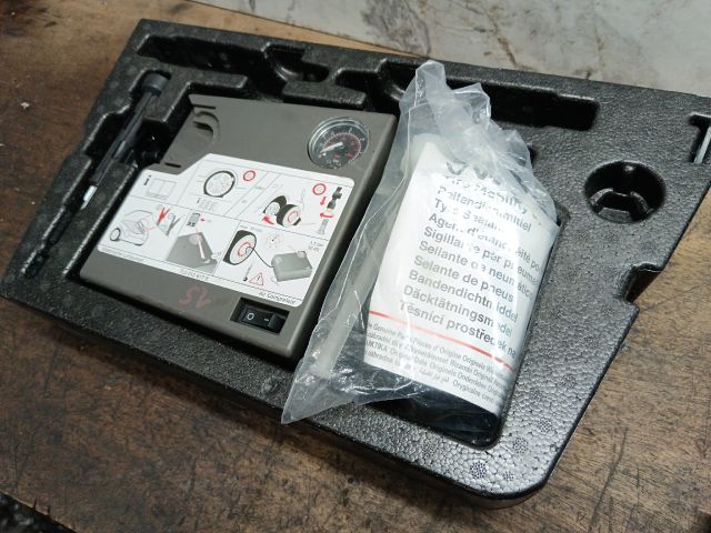 bontott VW TOUAREG Defekt Javító Készlet