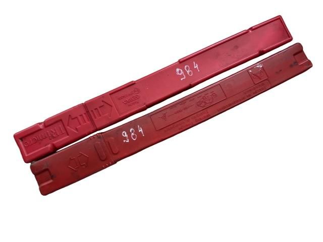 bontott VW TOUAREG Elakadásjelző Háromszög