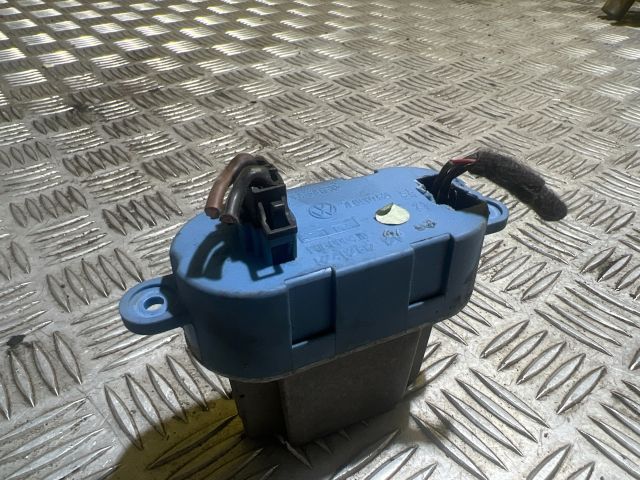 bontott VW TOUAREG Előtét Ellenállás Fűtőmotor