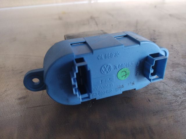 bontott VW TOUAREG Előtét Ellenállás Fűtőmotor