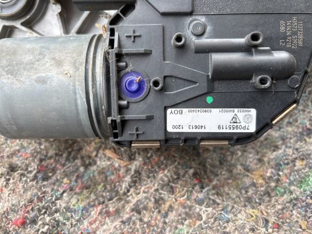 bontott VW TOUAREG Első Ablaktörlő Motor