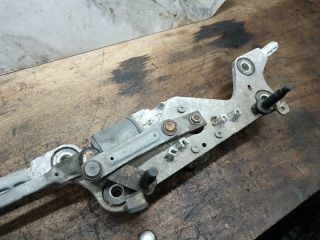 bontott VW TOUAREG Első Ablaktörlő Szerkezet Motorral