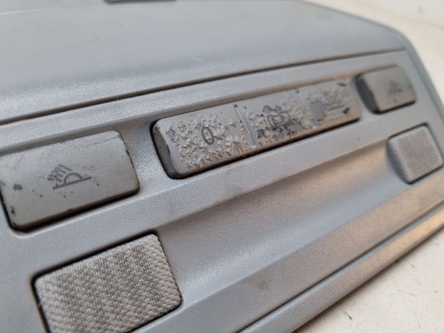 bontott VW TOUAREG Első Beltér Világítás Keret