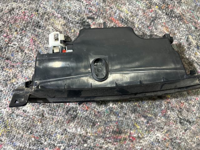 bontott VW TOUAREG Első Hamutartó