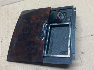 bontott VW TOUAREG Első Hamutartó