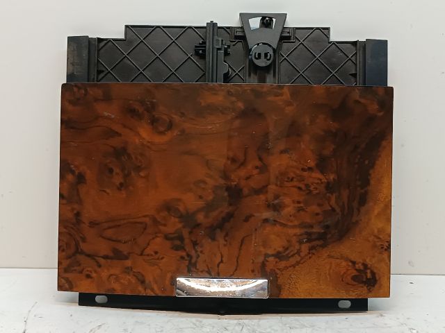 bontott VW TOUAREG Első Hamutartó