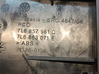 bontott VW TOUAREG Első Hamutartó