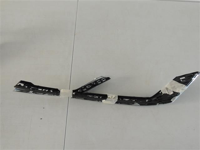 bontott VW TOUAREG Első Lökhárító Díszléc