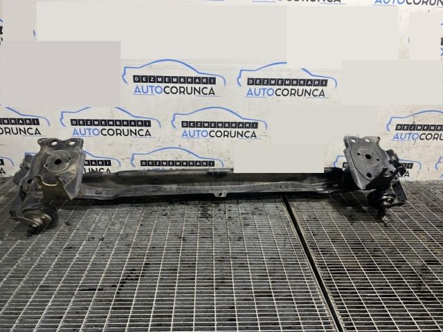 bontott VW TOUAREG Első Lökhárító Merevítő (Fém)