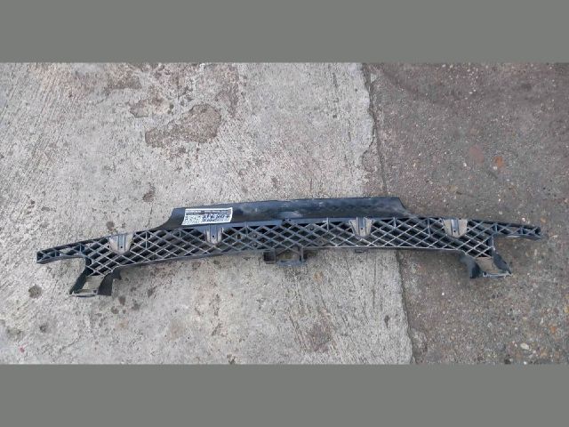 bontott VW TOUAREG Első Lökhárító Merevítő (Fém)