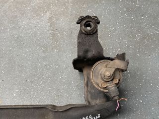 bontott VW TOUAREG Első Lökhárító Merevítő (Fém)