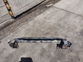 bontott VW TOUAREG Első Lökhárító Merevítő (Fém)