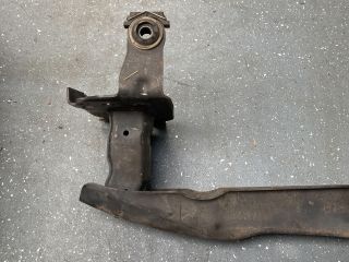 bontott VW TOUAREG Első Lökhárító Merevítő (Fém)