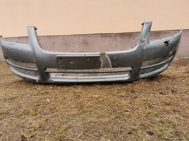bontott VW TOUAREG Első Lökhárító (Részeivel)