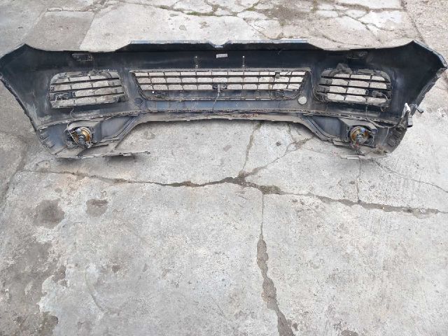 bontott VW TOUAREG Első Lökhárító (Részeivel)